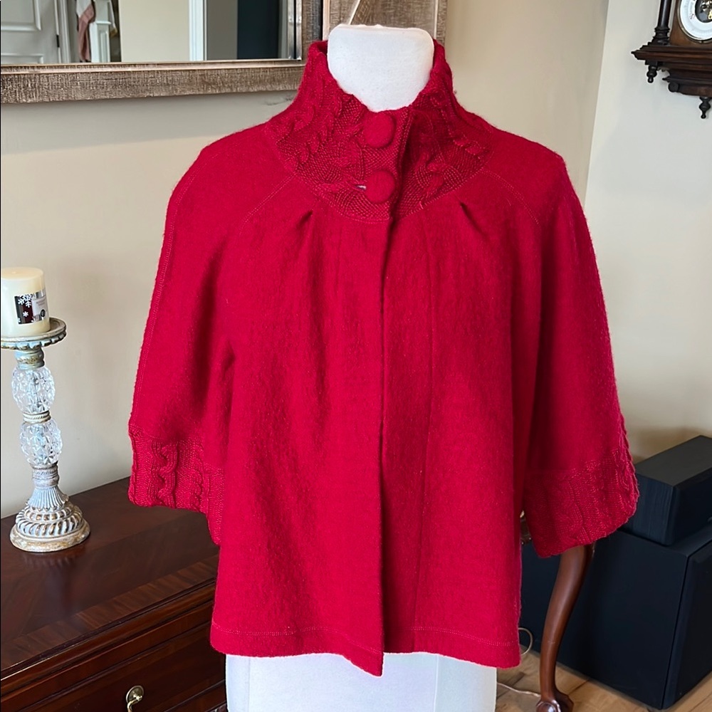 For Cynthia Red Cape with High Collar and Wide Sleeves